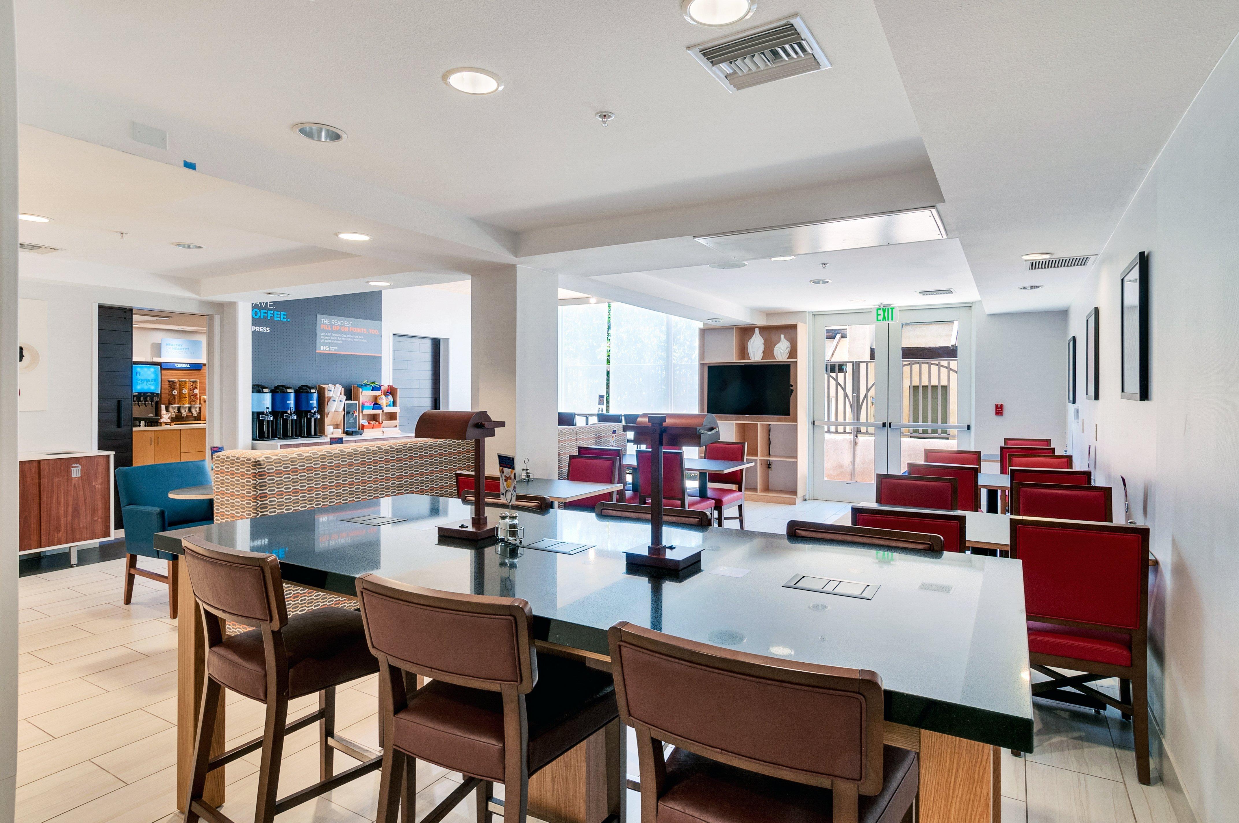 Holiday Inn Express Hotel & Suites Banning By Ihg Exterior foto